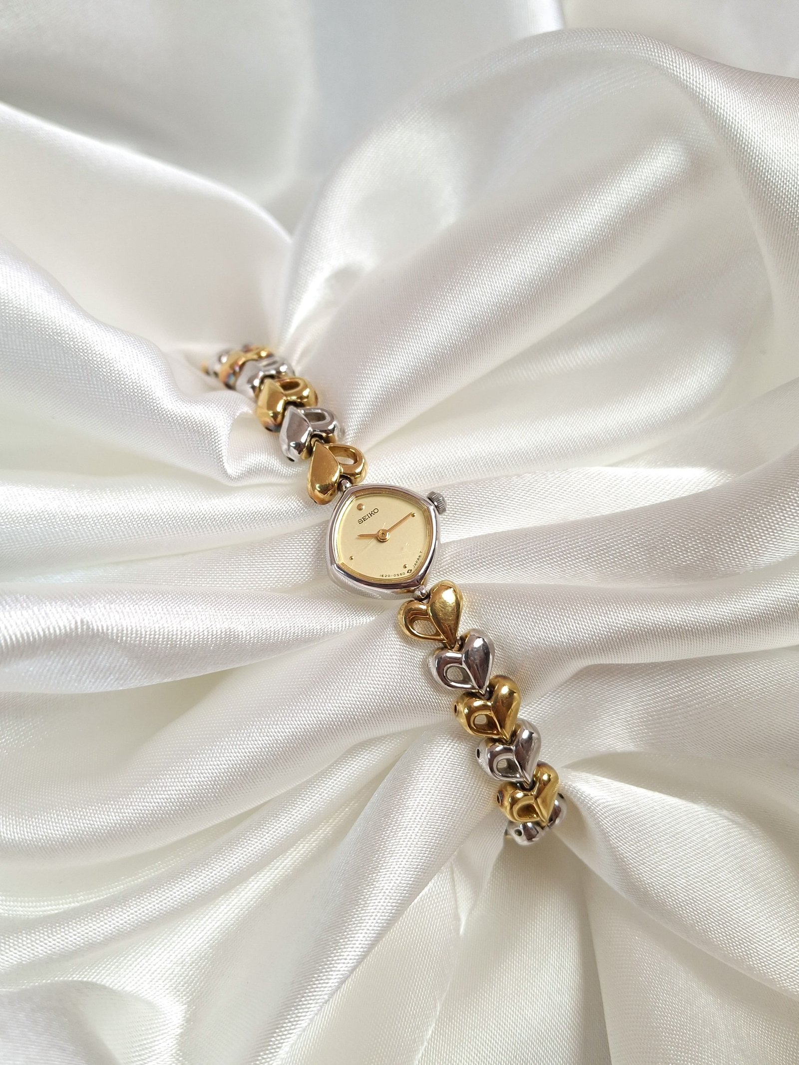 Seiko Two Tone Chain Hearts