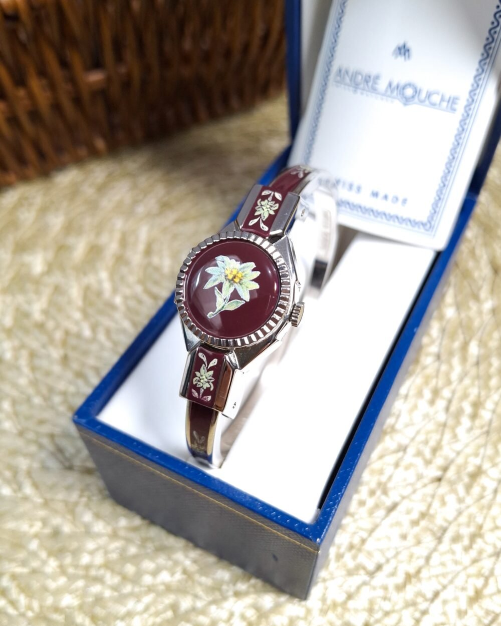 Andre Mouche Burgundy Edelweiss