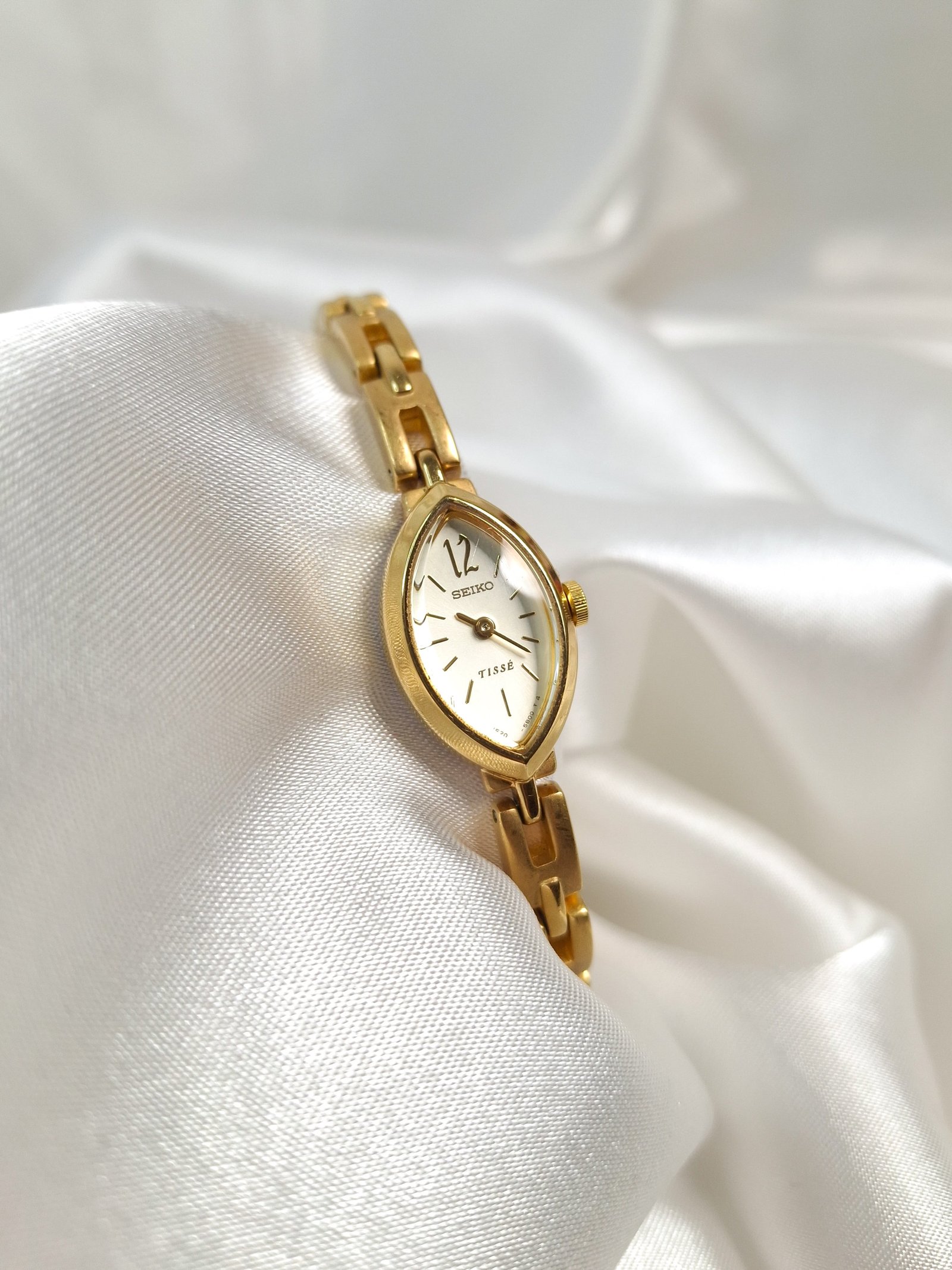 Seiko Tisse Teardrop Case Gold