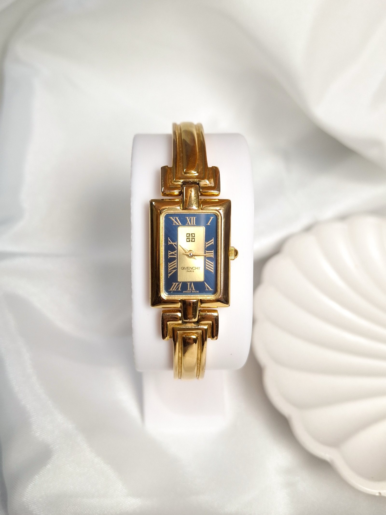 Givenchy Millesime Gold Bangle